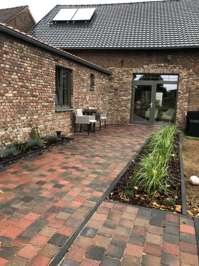 B&B Het Vuchterhof Maasmechelen Exterior photo